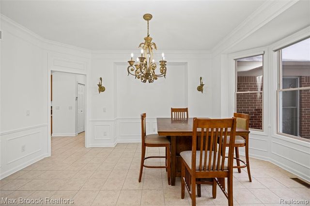 6901 Reed Court, West Bloomfield, MI 48322