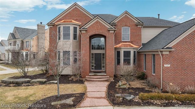 6901 Reed Court, West Bloomfield, MI 48322
