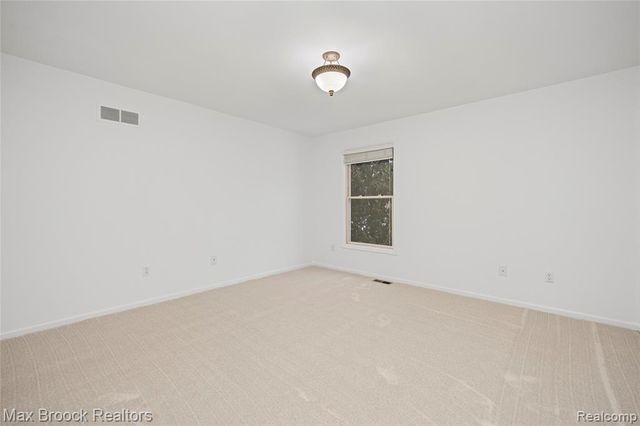 6901 Reed Court, West Bloomfield, MI 48322