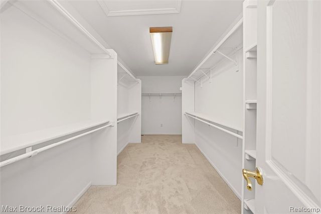 6901 Reed Court, West Bloomfield, MI 48322