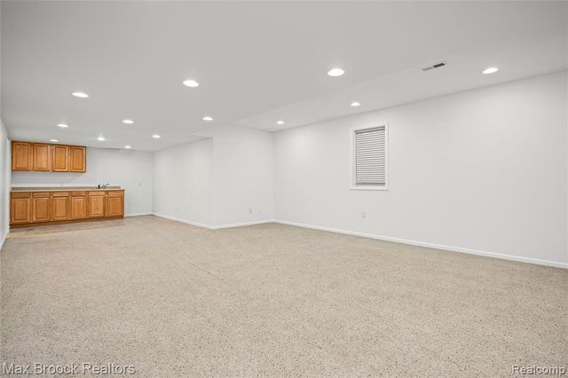 6901 Reed Court, West Bloomfield, MI 48322