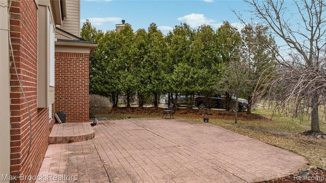 6901 Reed Court, West Bloomfield, MI 48322