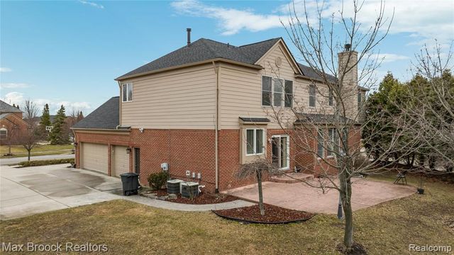 6901 Reed Court, West Bloomfield, MI 48322
