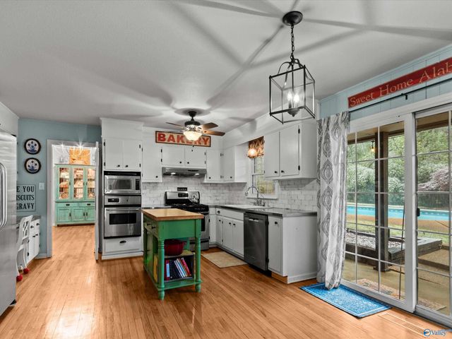 108 Shady Lane, Athens, AL 35613