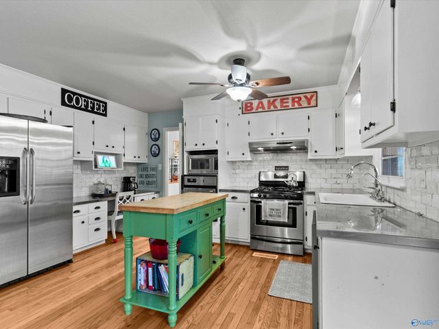 108 Shady Lane, Athens, AL 35613