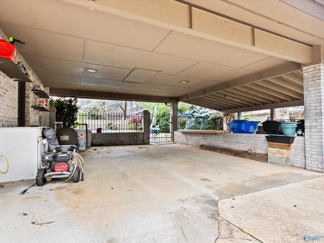 108 Shady Lane, Athens, AL 35613