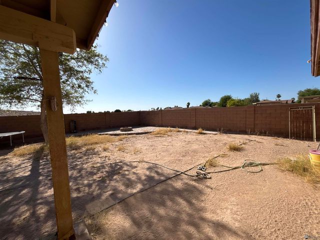 2694 S Laramie Way, Yuma, AZ 85365