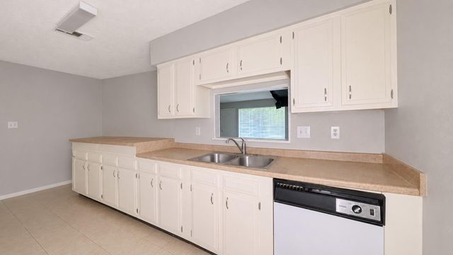 4422 Burkegate Drive, Spring, TX 77373