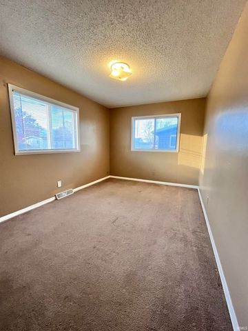 2943 Travis Street, Peru, IN 46970