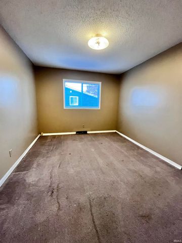 2943 Travis Street, Peru, IN 46970