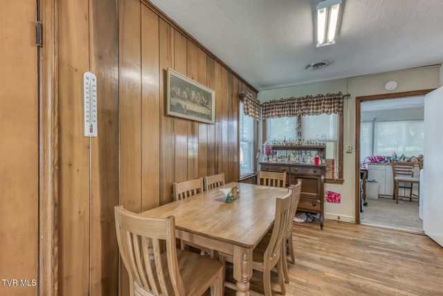 128 Crossway Road, Bristol, VA 24201