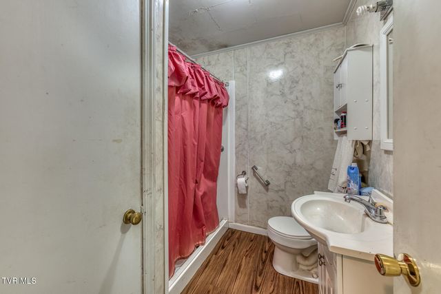 128 Crossway Road, Bristol, VA 24201