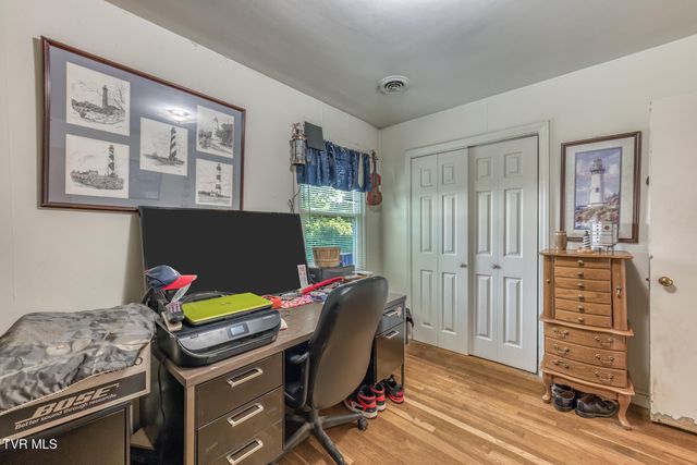 128 Crossway Road, Bristol, VA 24201