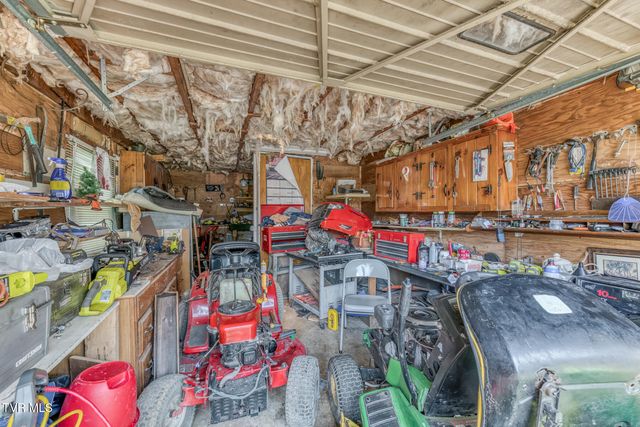 128 Crossway Road, Bristol, VA 24201