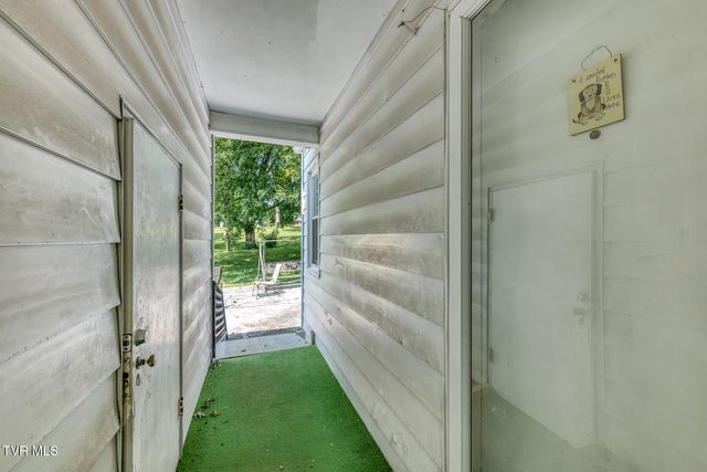 128 Crossway Road, Bristol, VA 24201