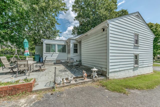 128 Crossway Road, Bristol, VA 24201