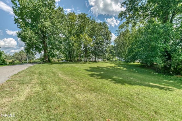 128 Crossway Road, Bristol, VA 24201
