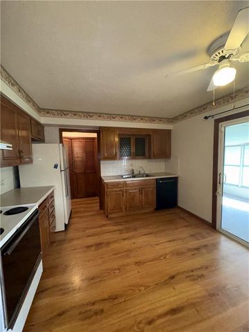 8116 E 96th Terrace, Kansas City, MO 64134