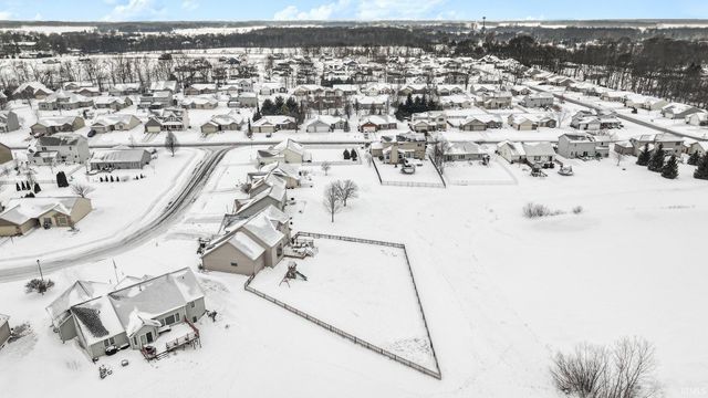 2152 Heather Court, Warsaw, IN 46580