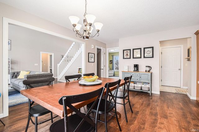 2152 Heather Court, Warsaw, IN 46580