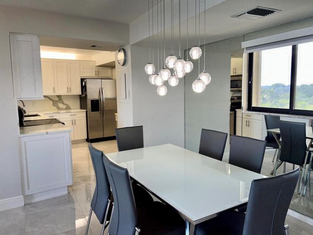 400 OCEAN TRAIL Way 406, Jupiter, FL 33477