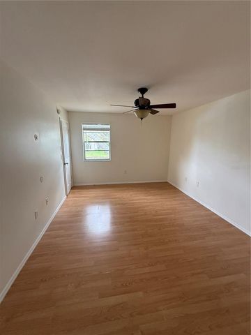 3833 59TH AVENUE W, Bradenton, FL 34210