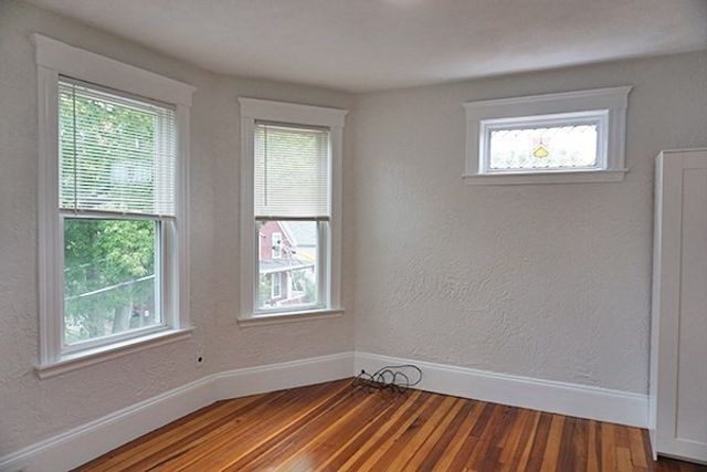 58 Oxford St 3, Somerville, MA 02143