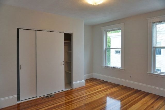 58 Oxford St 3, Somerville, MA 02143