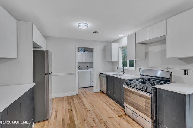 20 Jeanette Street, Bayville, NJ 08721