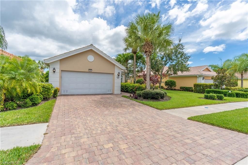 8556 Alessandria CT, NAPLES, FL 34114 — photo 2