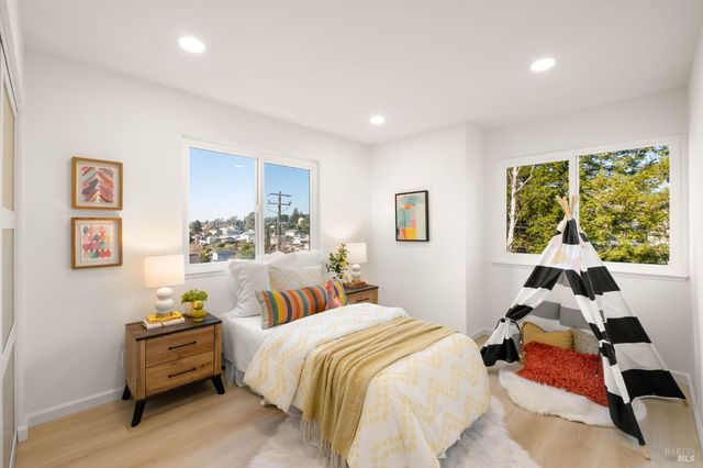 480 Raymond Dr, Benicia, CA 94510