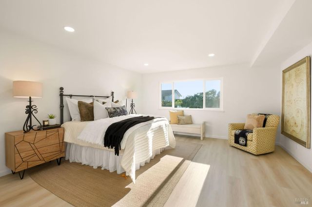 480 Raymond Dr, Benicia, CA 94510