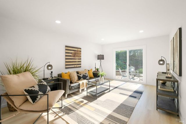 480 Raymond Dr, Benicia, CA 94510