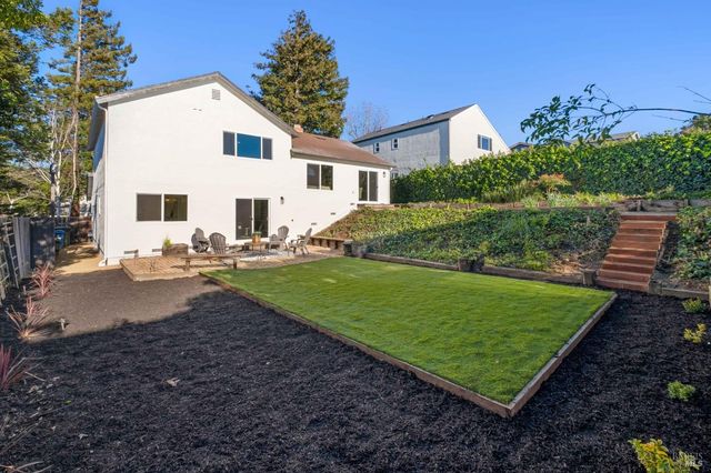 480 Raymond Dr, Benicia, CA 94510