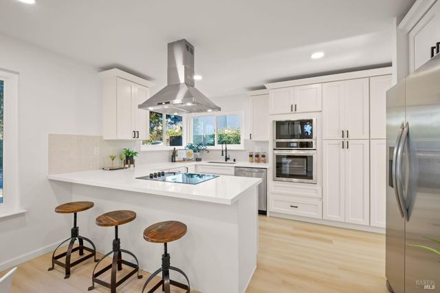 480 Raymond Dr, Benicia, CA 94510