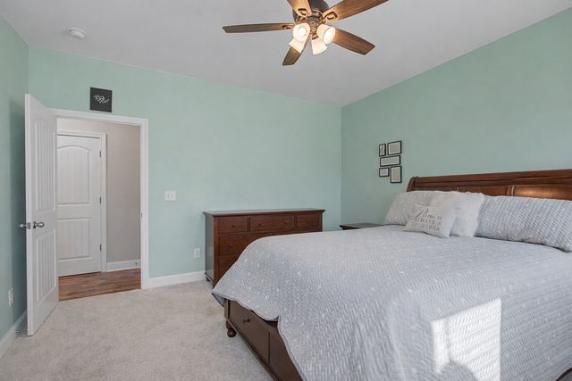 1901 Sheffield Ln, Columbia, TN 38401