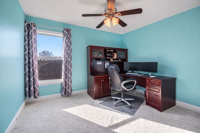 1901 Sheffield Ln, Columbia, TN 38401