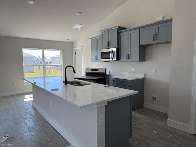 4112 NW 37th ST, Cape Coral, FL 33993