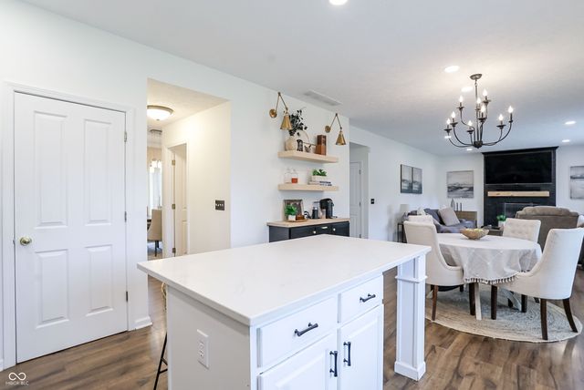 4229 Greenthread Drive, Zionsville, IN 46077