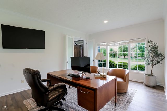 4229 Greenthread Drive, Zionsville, IN 46077