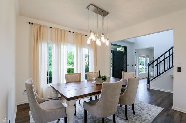 4229 Greenthread Drive, Zionsville, IN 46077