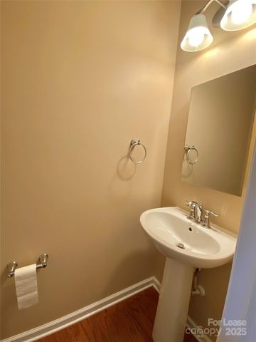 2601 Silverthorn Drive, Charlotte, NC 28273