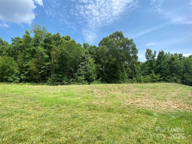 2601 Silverthorn Drive, Charlotte, NC 28273