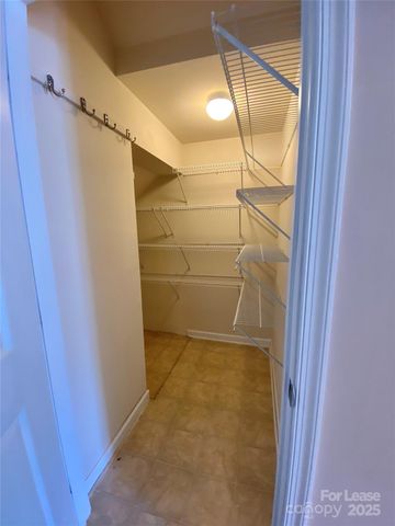 2601 Silverthorn Drive, Charlotte, NC 28273