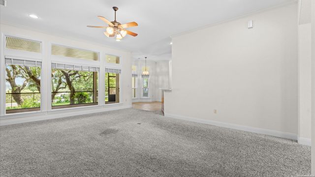 1443 KINGS COVE DR, Canyon Lake, TX 78133