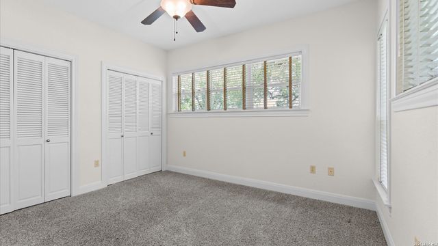 1443 KINGS COVE DR, Canyon Lake, TX 78133