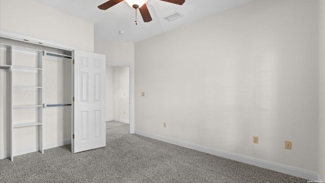 1443 KINGS COVE DR, Canyon Lake, TX 78133