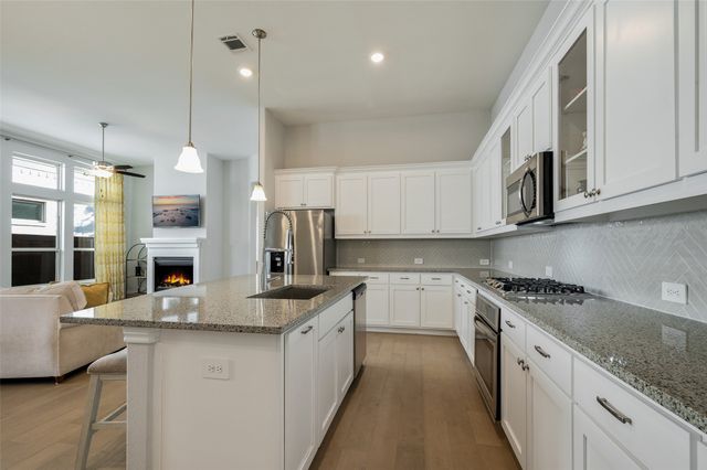 711 Waterbrook Parkway, Argyle, TX 76226