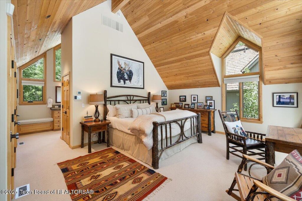 2620 N FAIRWAYS PLACE WEST, Wilson, WY 83014 photo 18