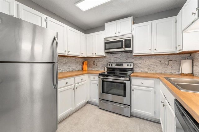 1205 63rd Lane, Brooklyn Center, MN 55430